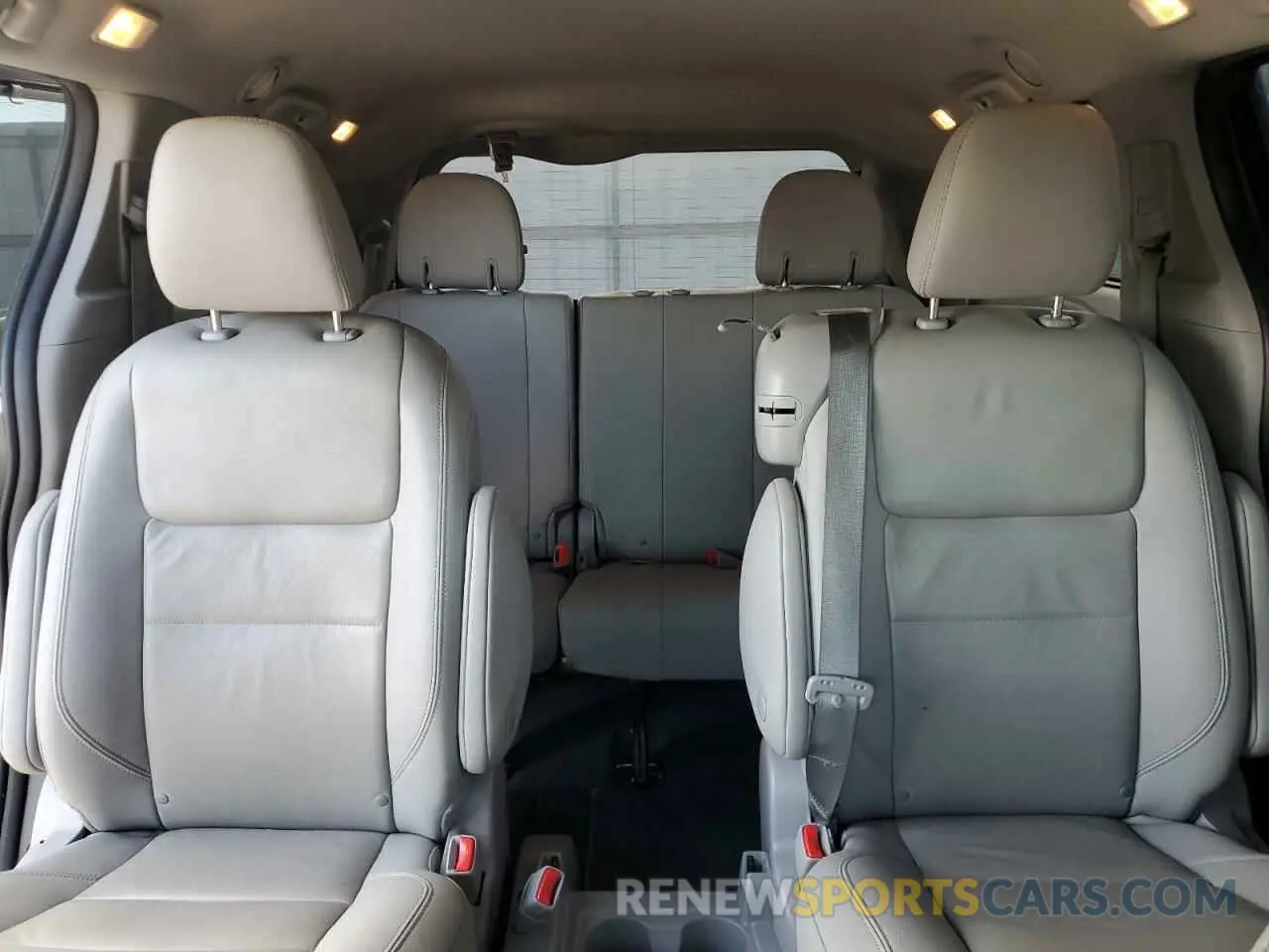 10 fotografías del automóvil dañado 5TDYZ3DC6LS035304 TOYOTA All Models 2020