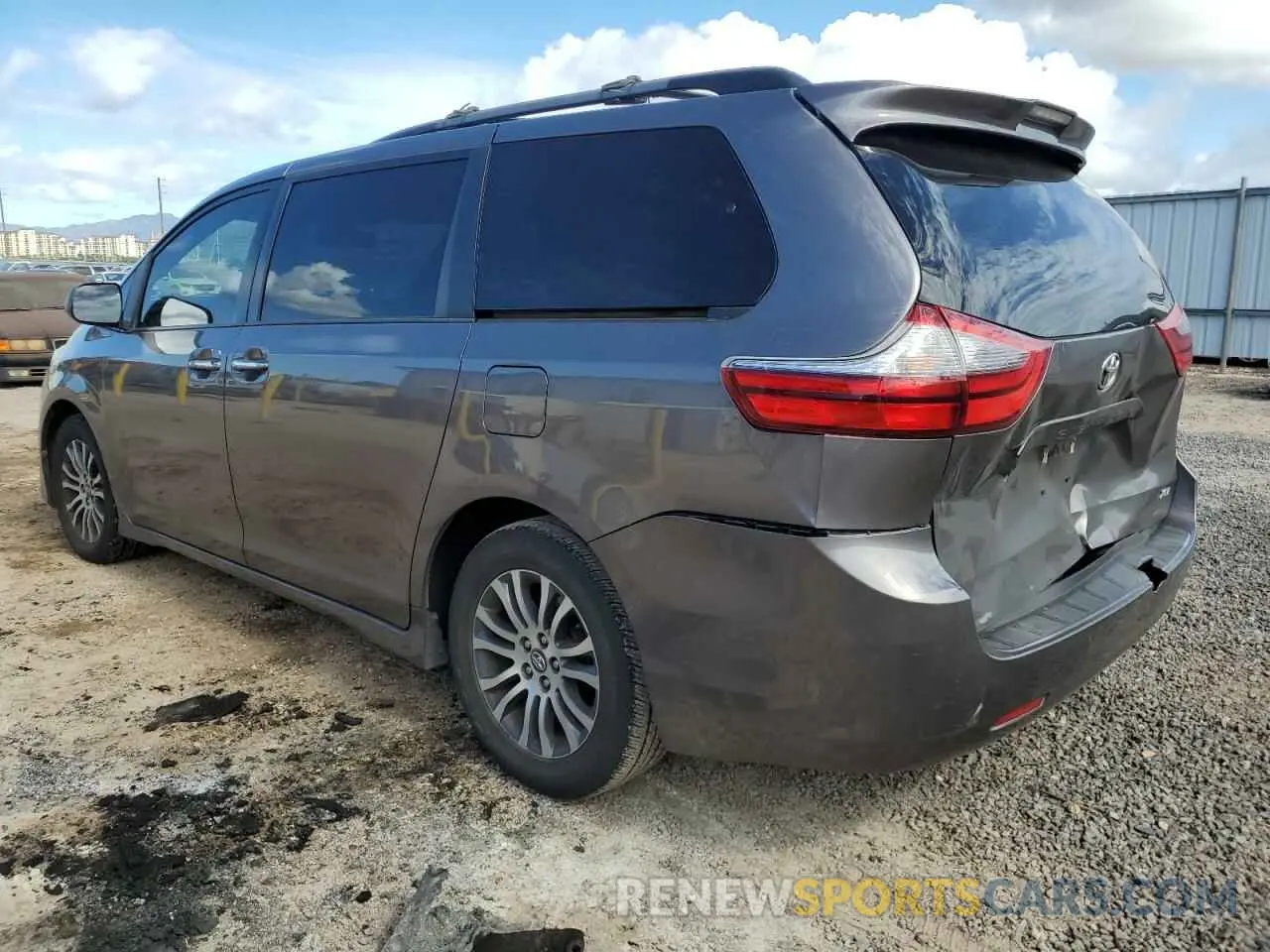 2 fotografías del automóvil dañado 5TDYZ3DC6LS035304 TOYOTA All Models 2020