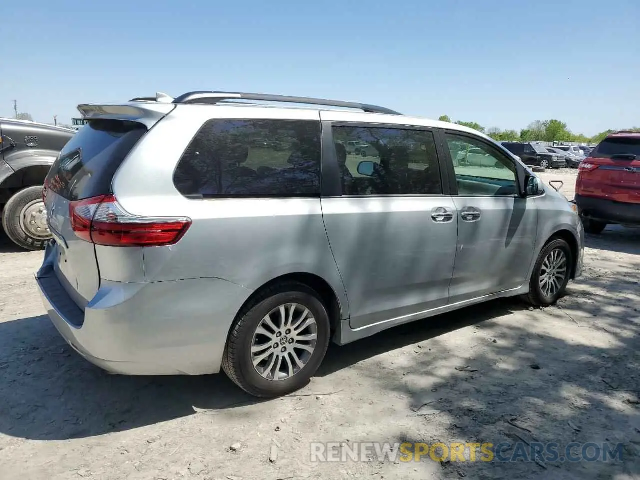 3 fotografías del automóvil dañado 5TDYZ3DC6LS066665 TOYOTA All Models 2020