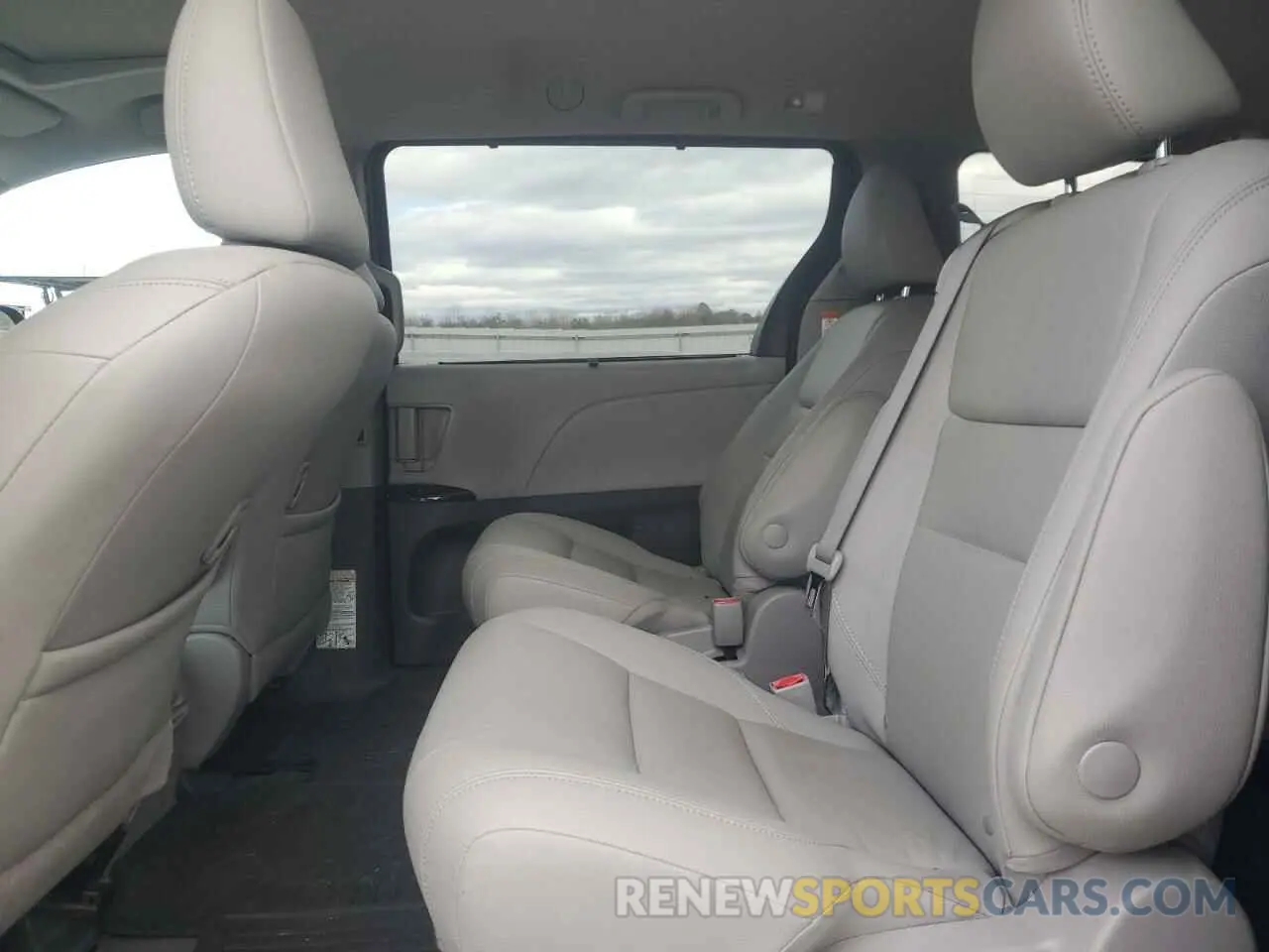 11 fotografías del automóvil dañado 5TDYZ3DC7LS033996 TOYOTA All Models 2020