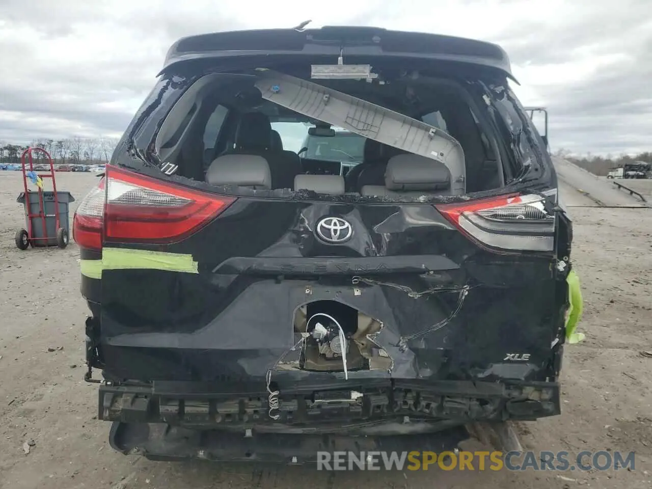 6 fotografías del automóvil dañado 5TDYZ3DC7LS033996 TOYOTA All Models 2020