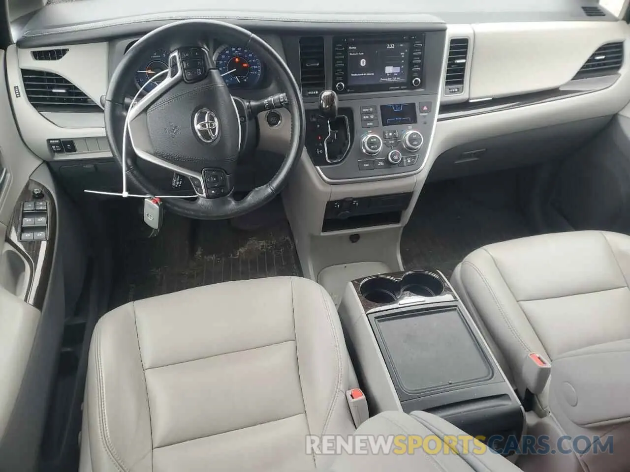 8 fotografías del automóvil dañado 5TDYZ3DC7LS033996 TOYOTA All Models 2020