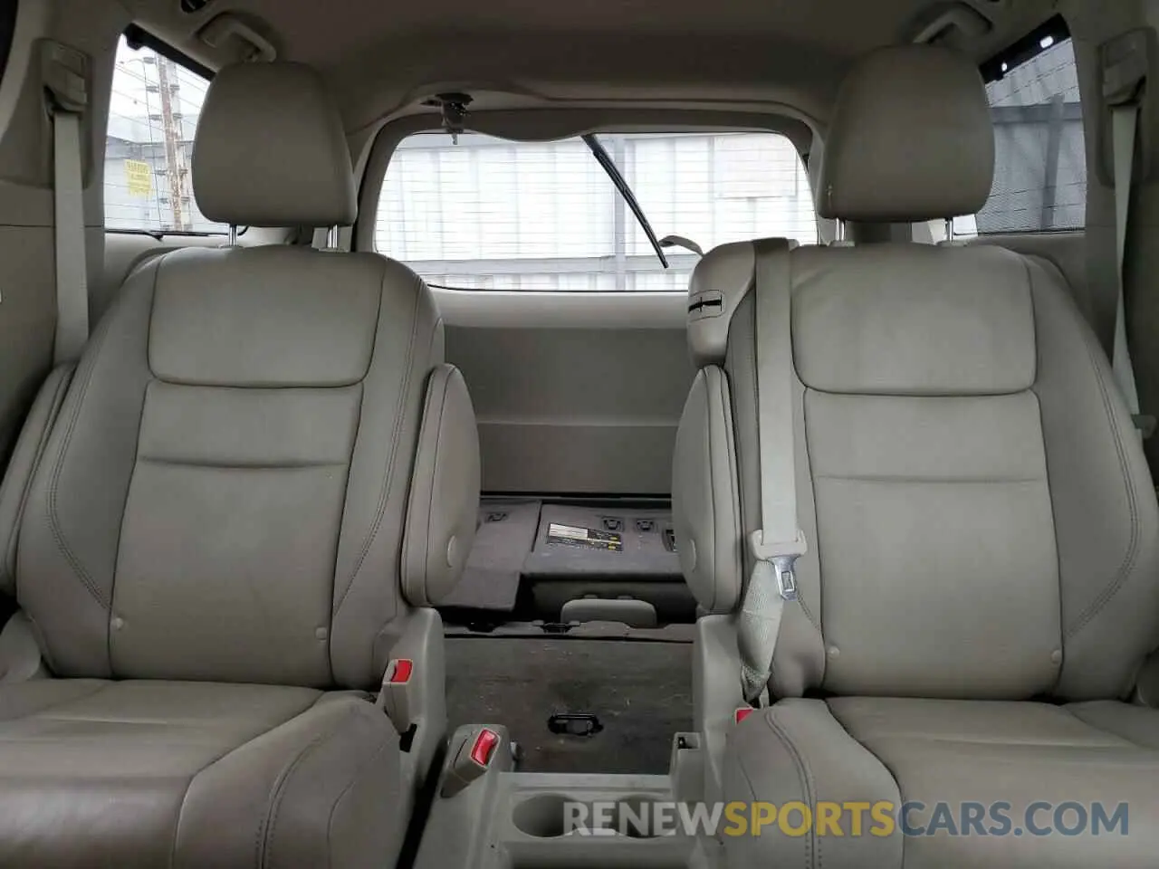 10 fotografías del automóvil dañado 5TDYZ3DC7LS059238 TOYOTA All Models 2020