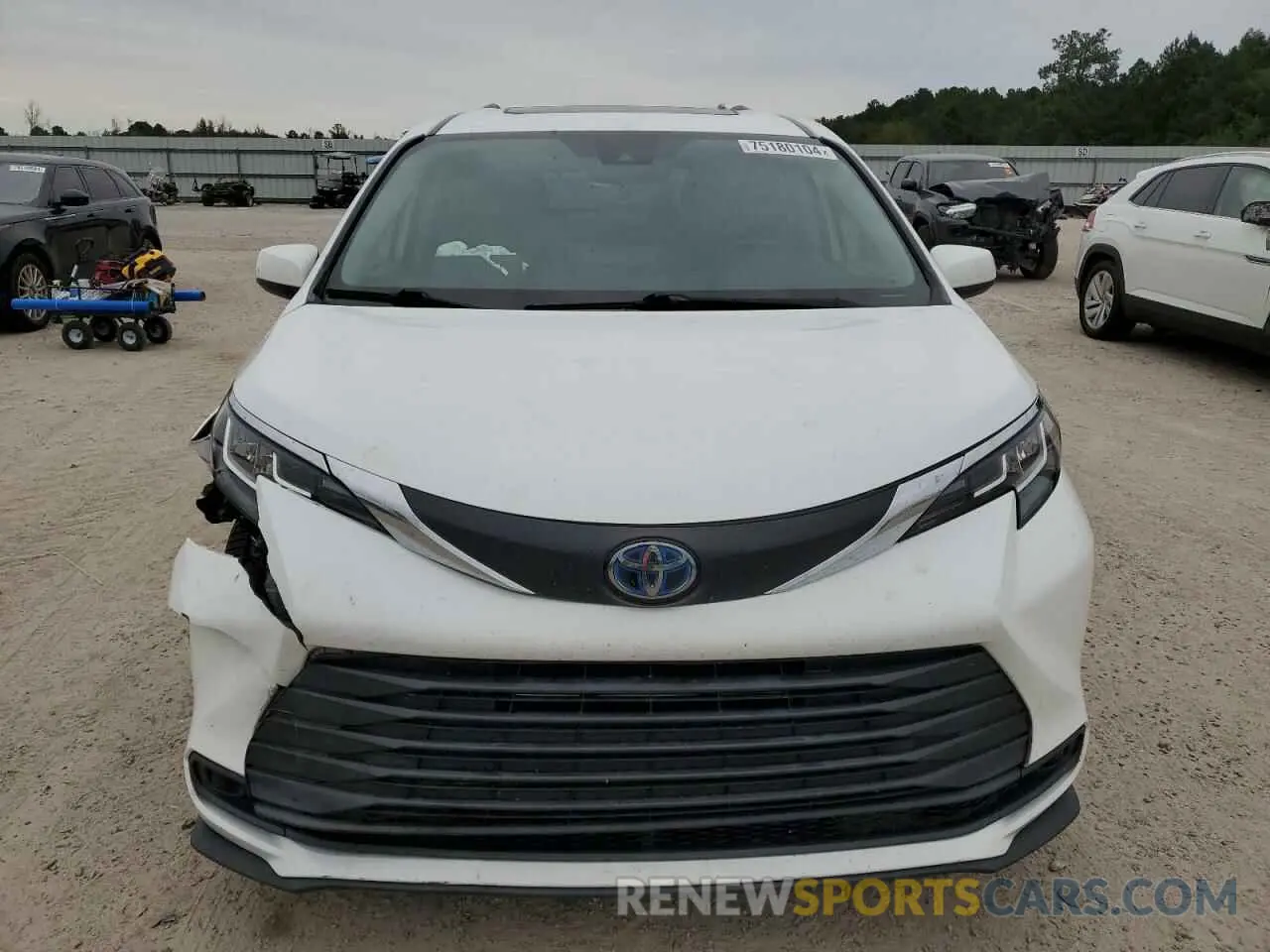 5 fotografías del automóvil dañado 5TDBSKFCXMS023644 TOYOTA All Models 2021