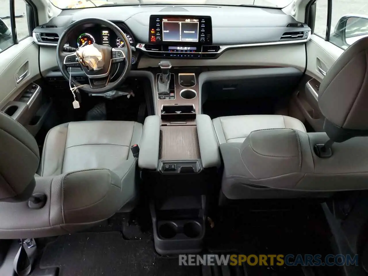 8 fotografías del automóvil dañado 5TDJRKEC3MS038141 TOYOTA All Models 2021