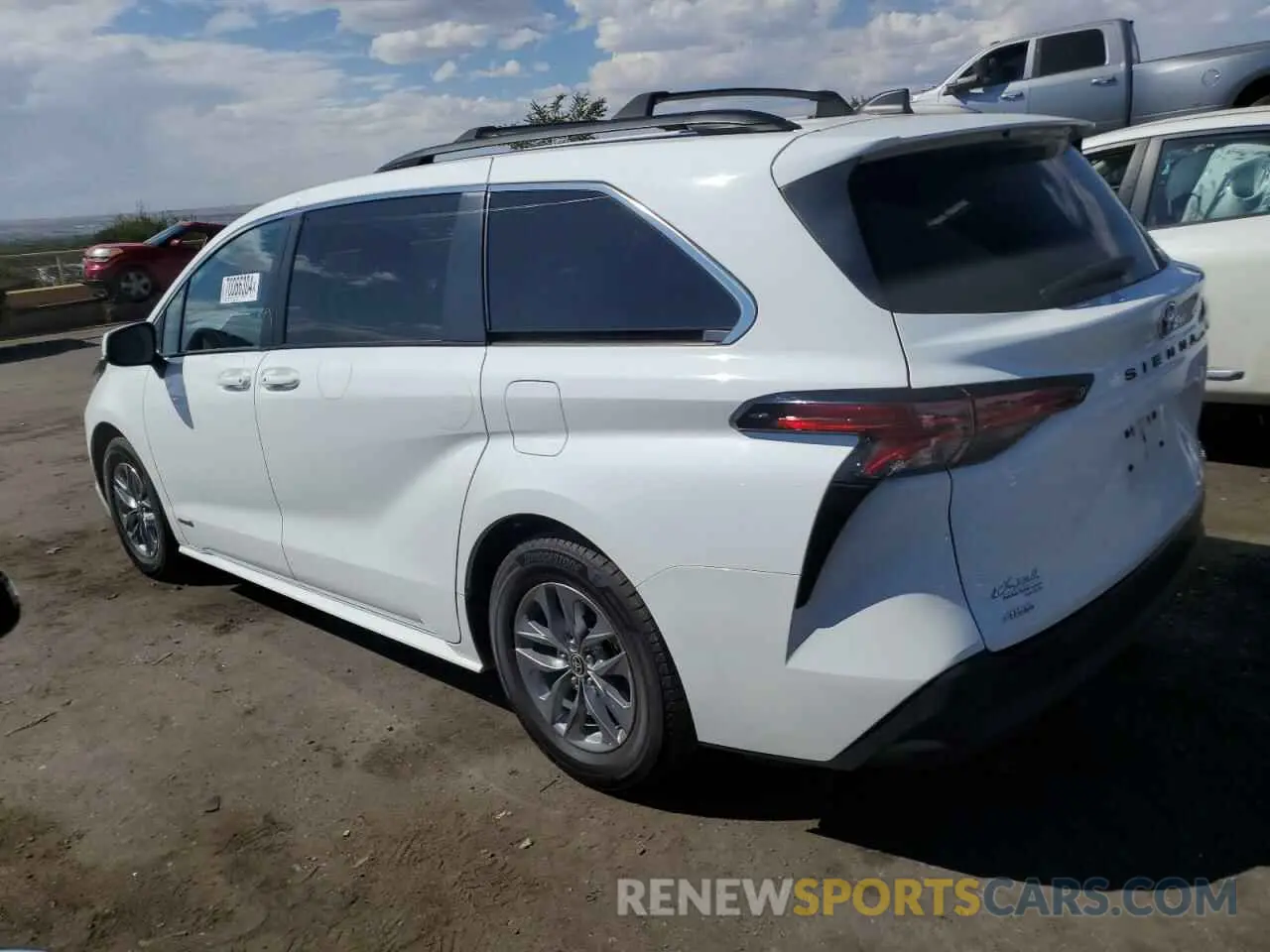 2 fotografías del automóvil dañado 5TDKSKFC1MS039585 TOYOTA All Models 2021