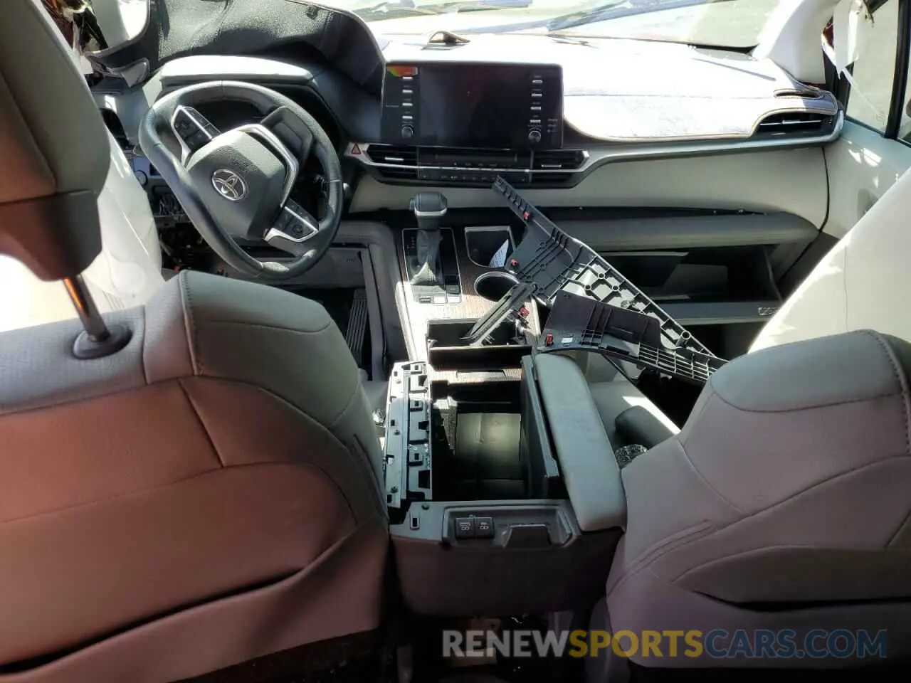8 fotografías del automóvil dañado 5TDYSKFC8MS010935 TOYOTA All Models 2021