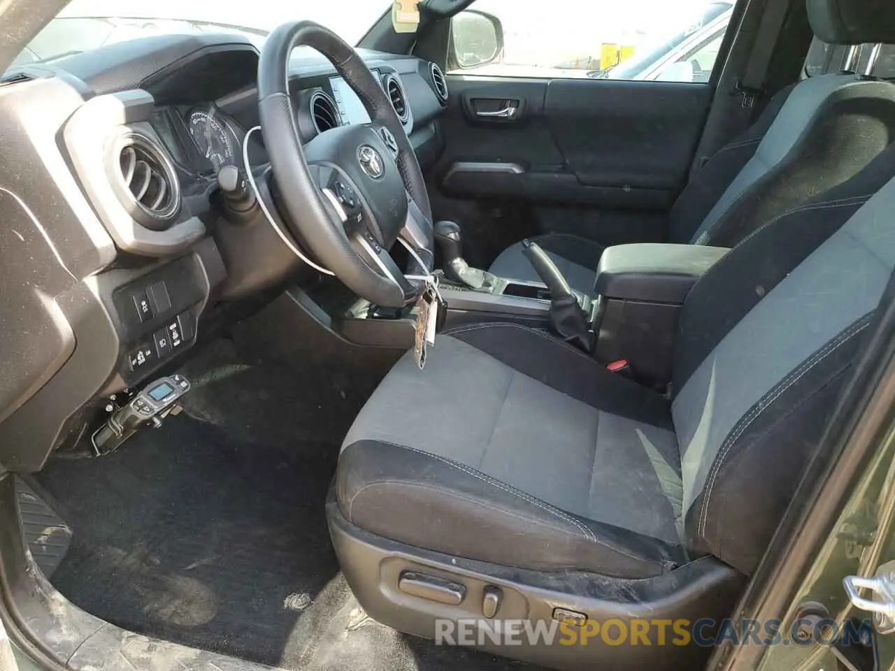 7 fotografías del automóvil dañado 3TYSZ5AN5NT092088 TOYOTA All Models 2022
