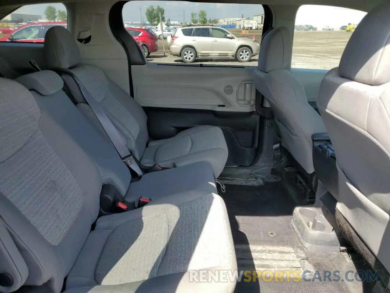 11 fotografías del automóvil dañado 5TDGSKFC3NS059022 TOYOTA All Models 2022