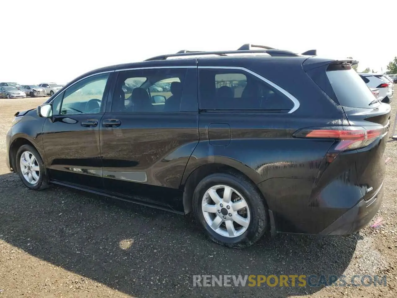 2 fotografías del automóvil dañado 5TDGSKFC3NS059022 TOYOTA All Models 2022