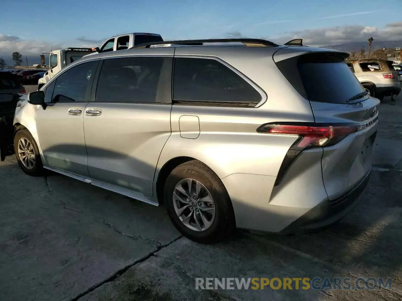 2 fotografías del automóvil dañado 5TDJRKEC2NS100050 TOYOTA All Models 2022