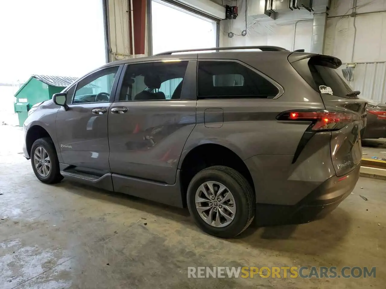 2 fotografías del automóvil dañado 5TDJRKEC6NS128546 TOYOTA All Models 2022