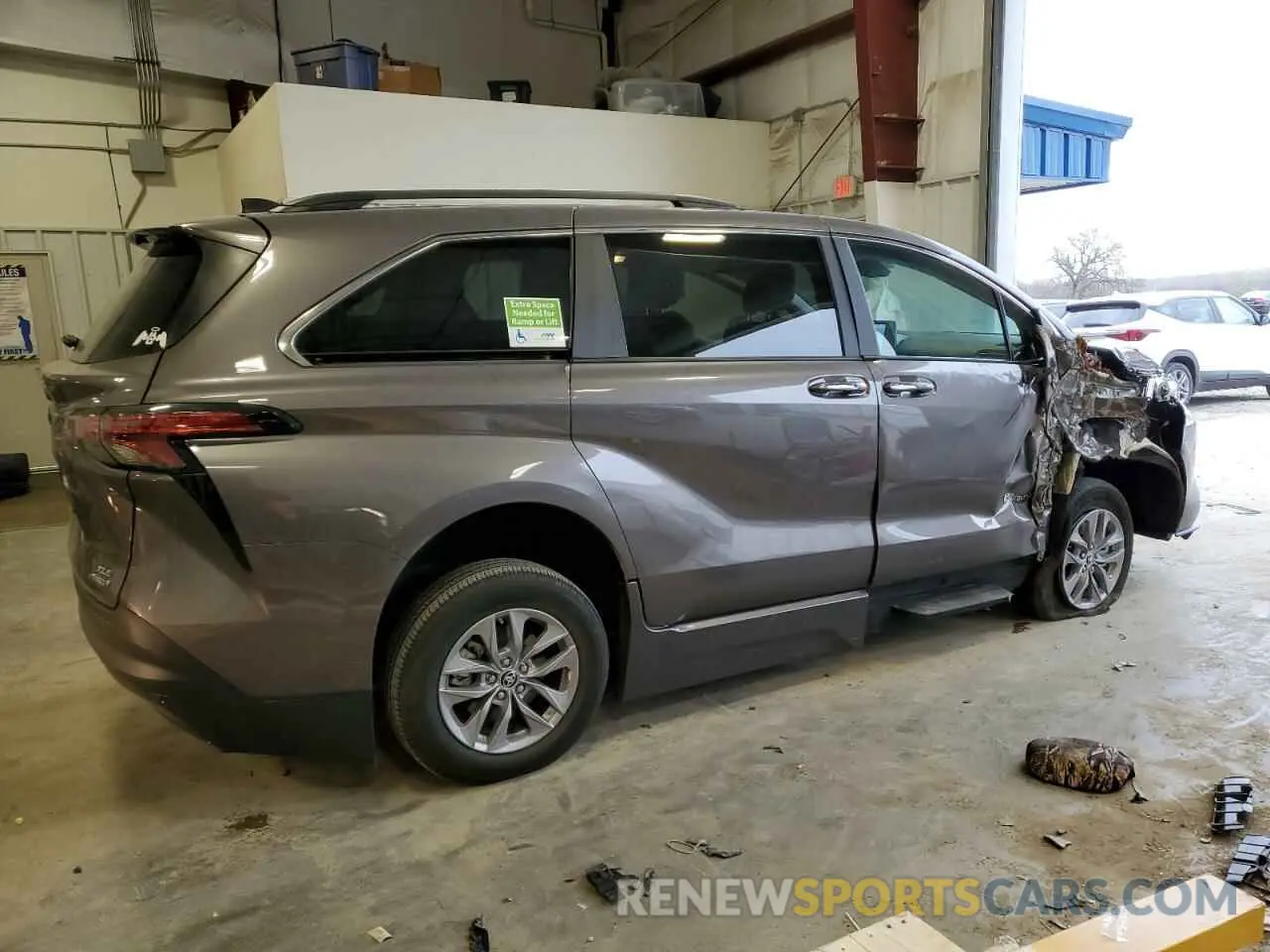 3 fotografías del automóvil dañado 5TDJRKEC6NS128546 TOYOTA All Models 2022