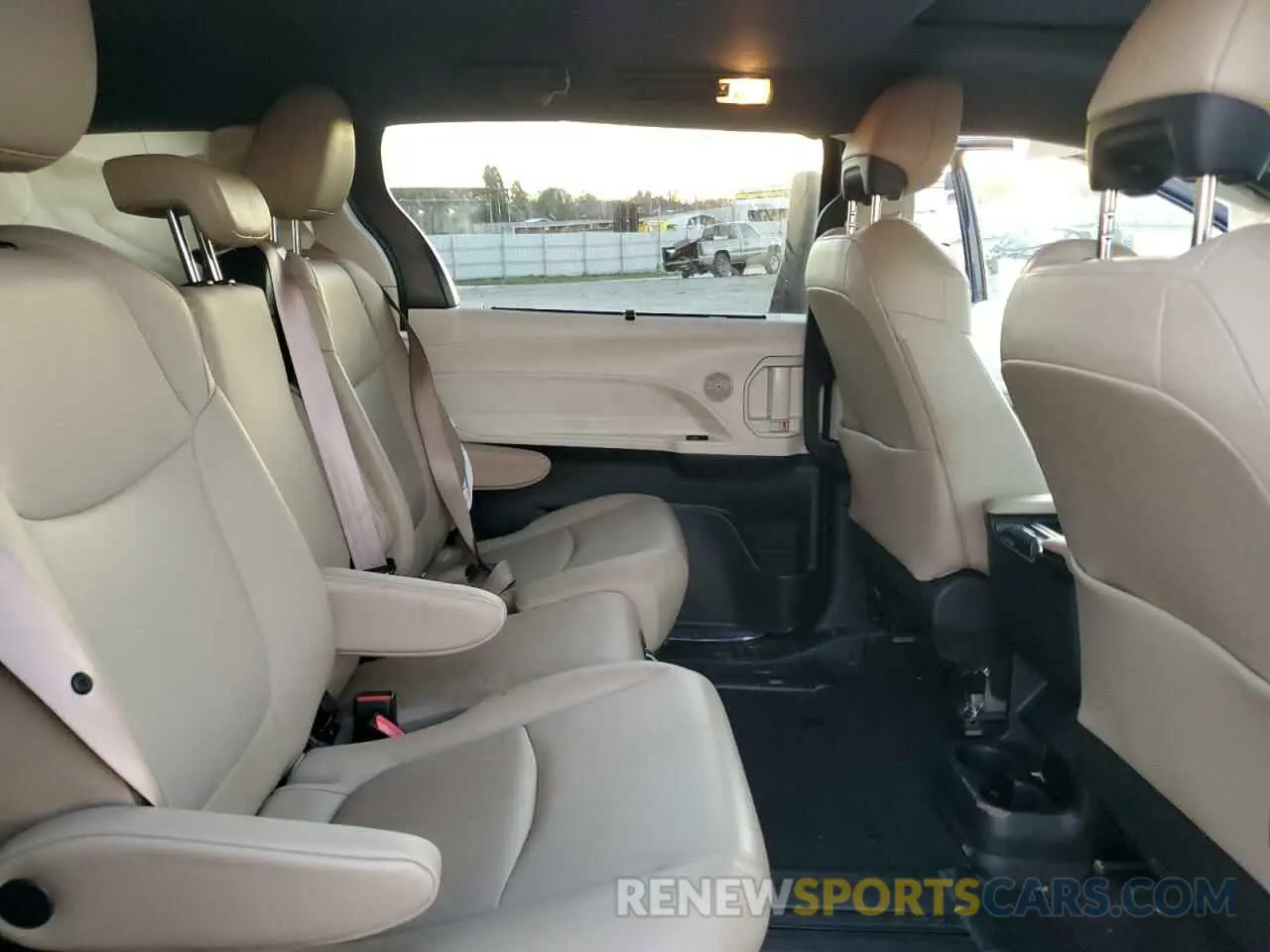 11 fotografías del automóvil dañado 5TDYRKEC8NS091935 TOYOTA All Models 2022