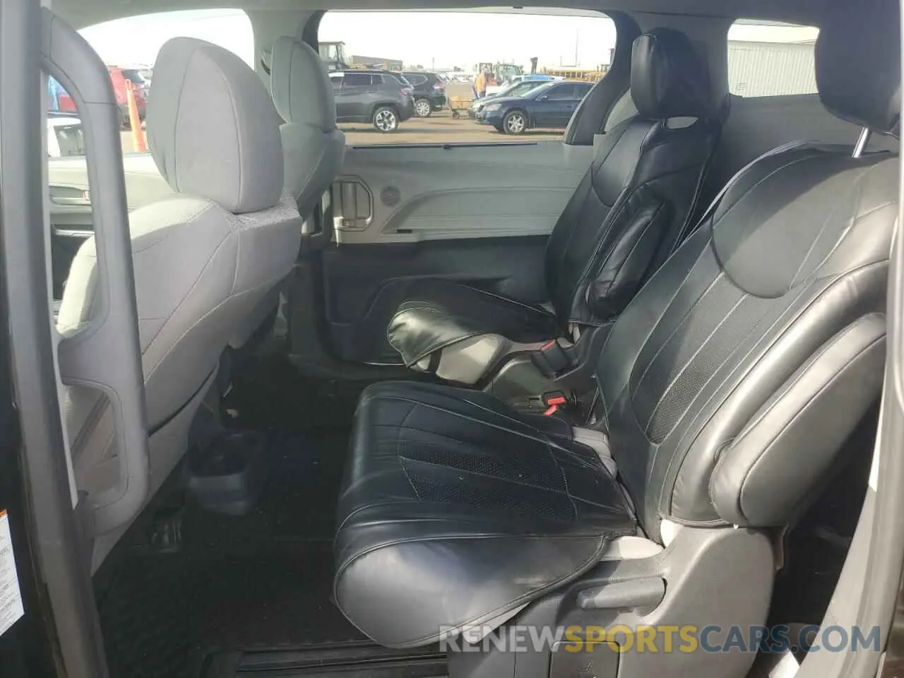 11 fotografías del automóvil dañado 5TDKRKEC8PS152628 TOYOTA All Models 2023