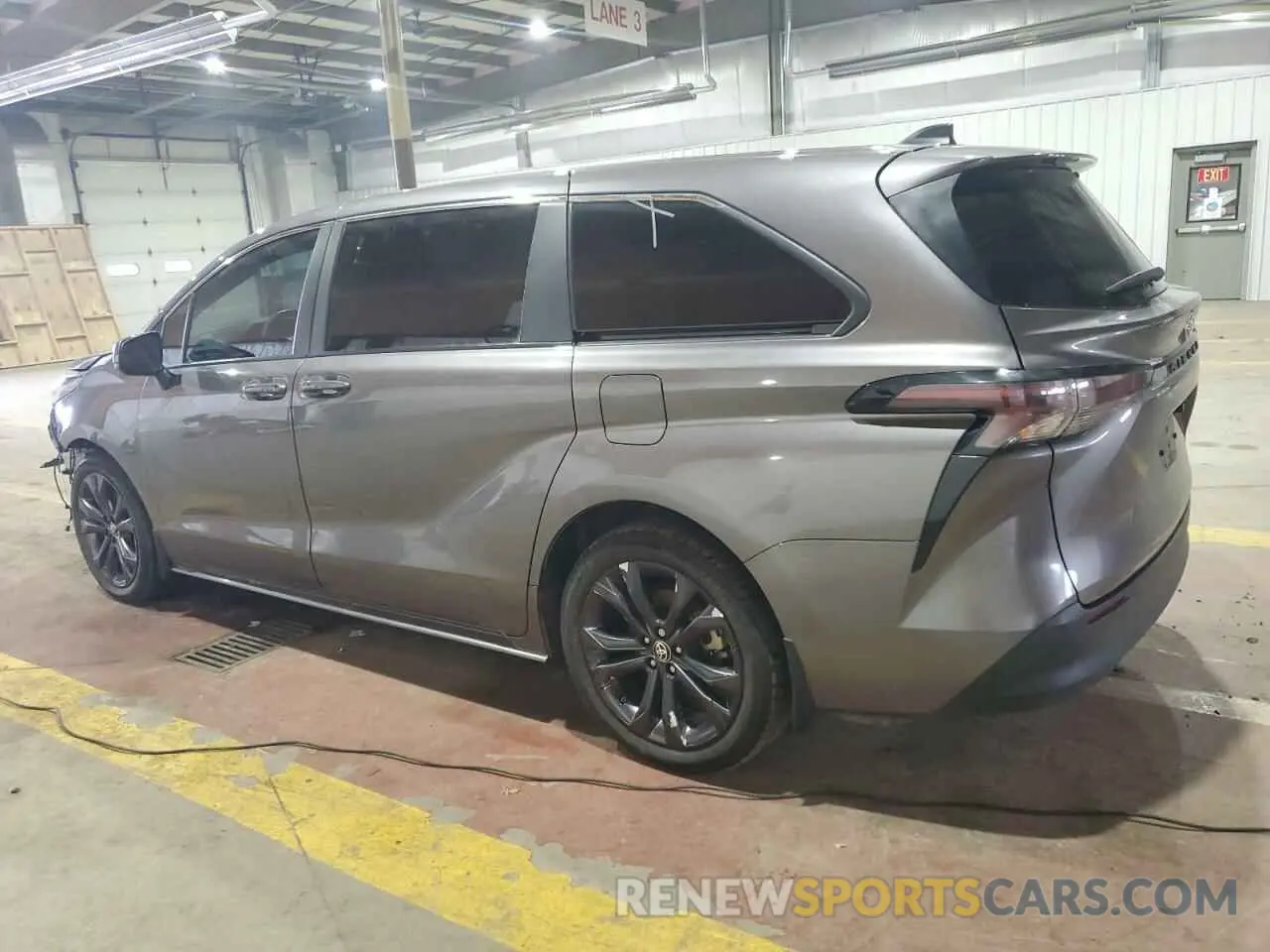 2 fotografías del automóvil dañado 5TDKRKEC9PS153691 TOYOTA All Models 2023