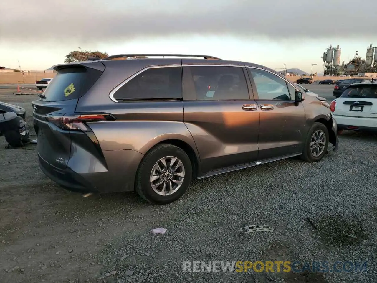 3 fotografías del automóvil dañado 5TDYSKFC5PS076492 TOYOTA All Models 2023