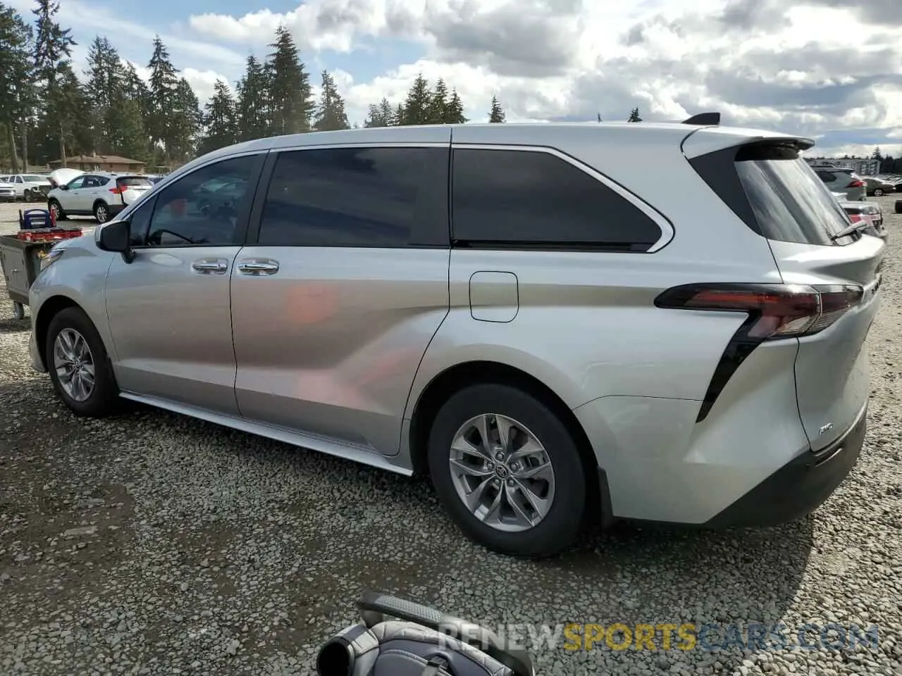 2 fotografías del automóvil dañado 5TDYSKFC8PS077927 TOYOTA All Models 2023