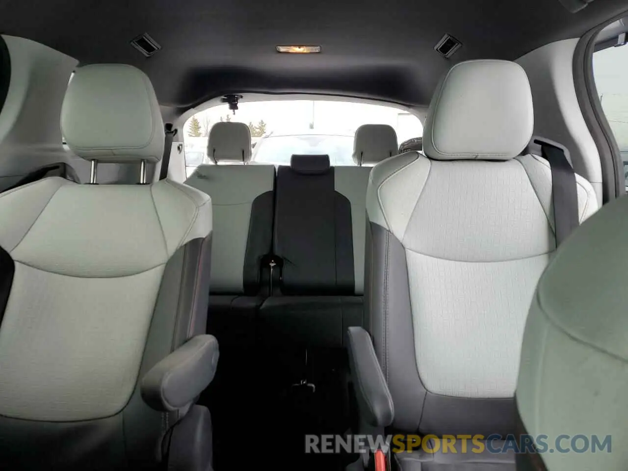 10 fotografías del automóvil dañado 5TDGSKFCXRS127998 TOYOTA All Models 2024