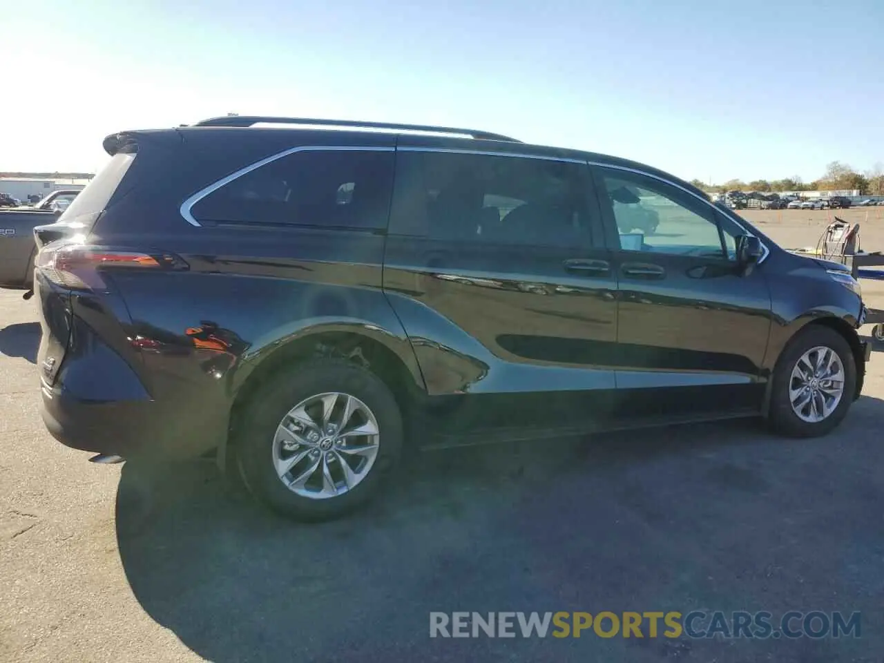 3 fotografías del automóvil dañado 5TDKRKEC3RS210941 TOYOTA All Models 2024