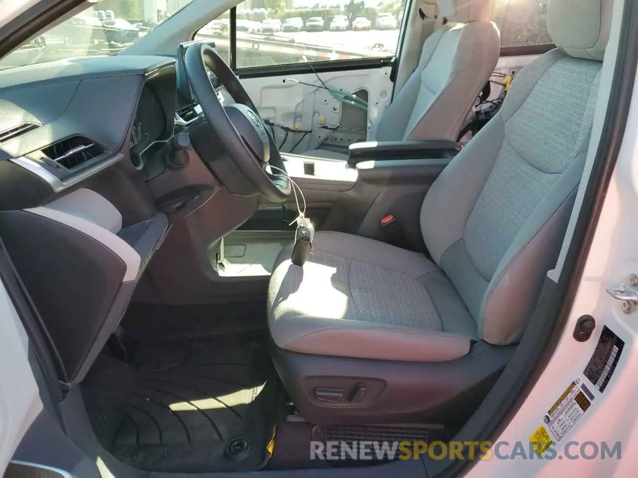 7 fotografías del automóvil dañado 5TDKRKEC4RS220376 TOYOTA All Models 2024