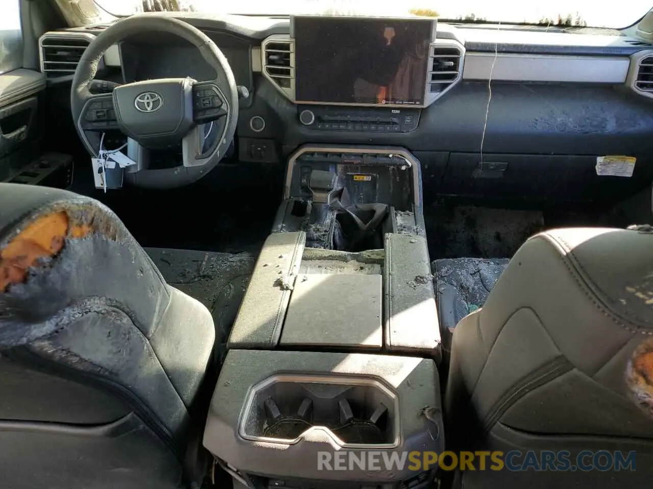 8 fotografías del automóvil dañado 7SVAAABA2RX039793 TOYOTA All Models 2024