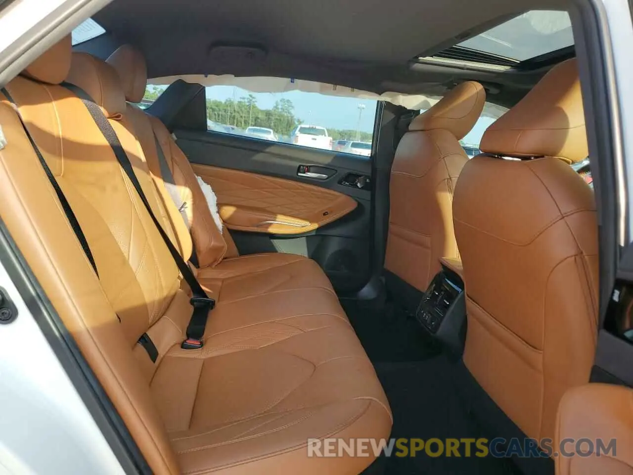 10 fotografías del automóvil dañado 4T1B21FB1KU010609 TOYOTA AVALON 2019
