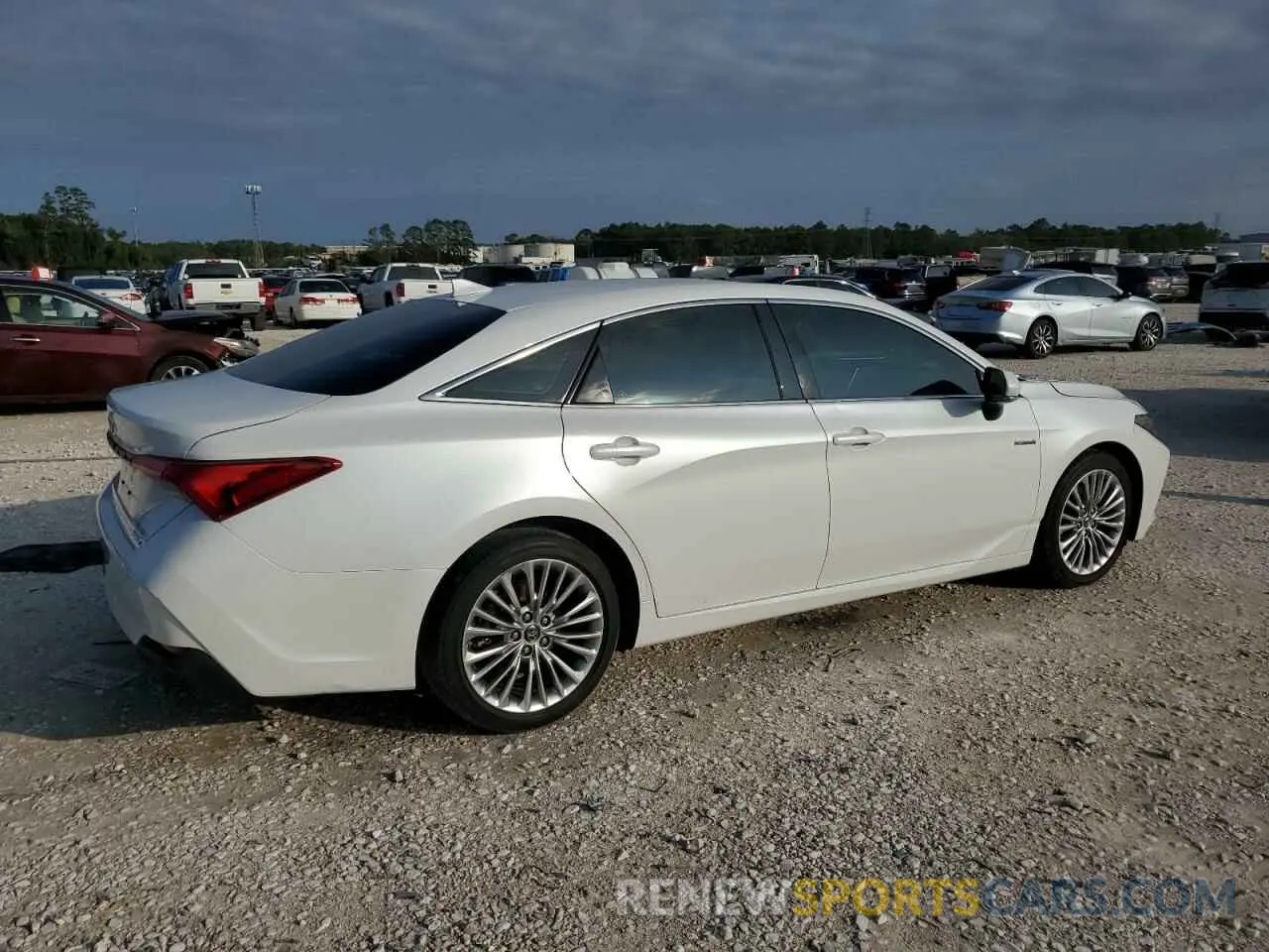 3 fotografías del automóvil dañado 4T1B21FB1KU010609 TOYOTA AVALON 2019
