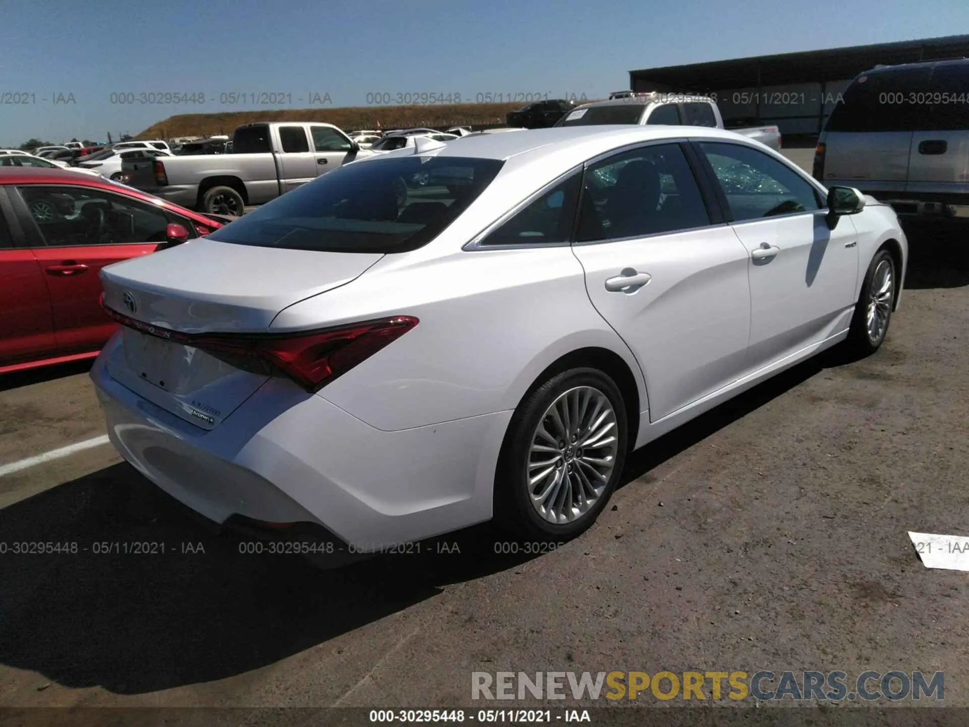 4 fotografías del automóvil dañado 4T1B21FB8KU005858 TOYOTA AVALON 2019