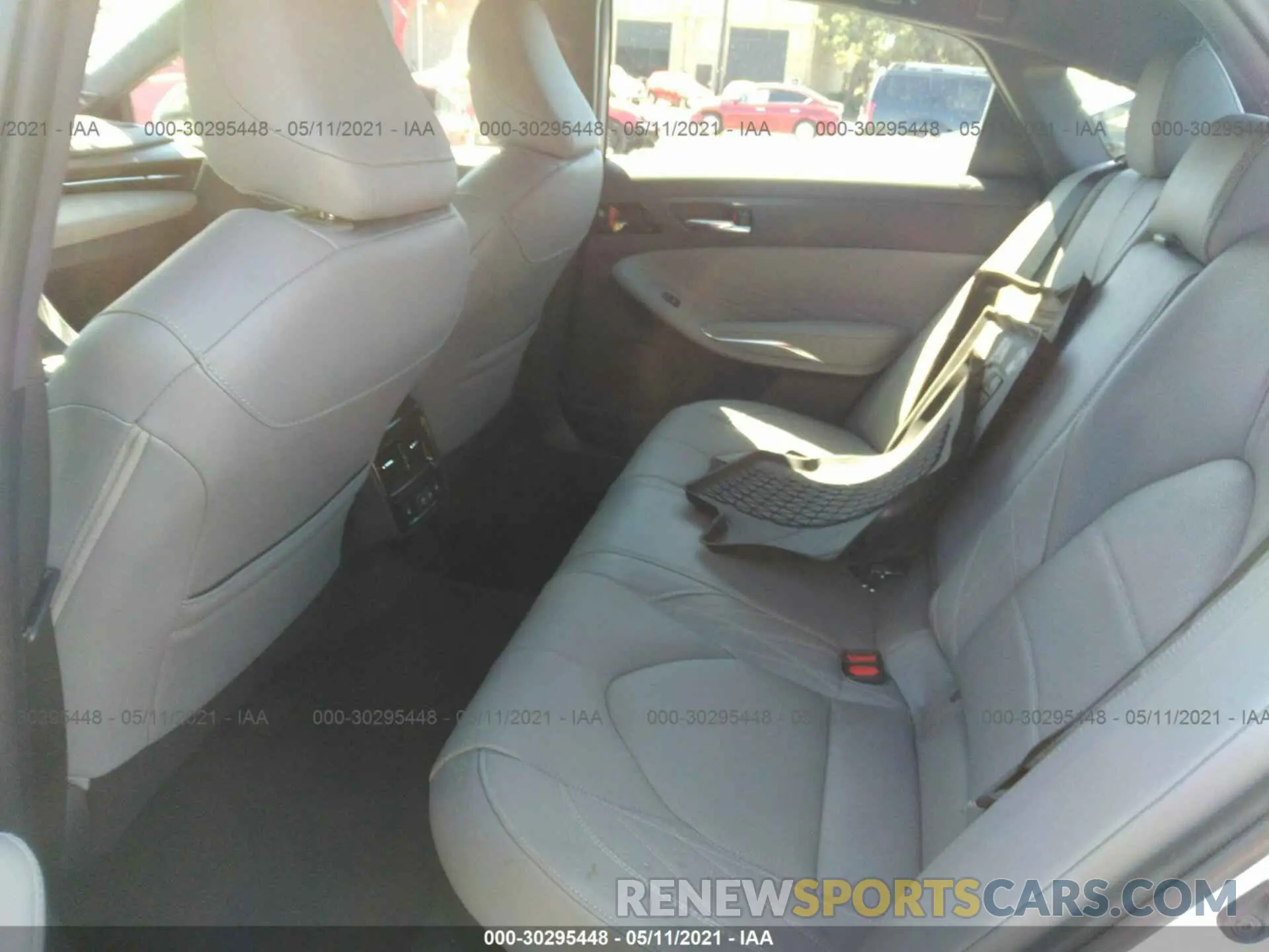 8 fotografías del automóvil dañado 4T1B21FB8KU005858 TOYOTA AVALON 2019