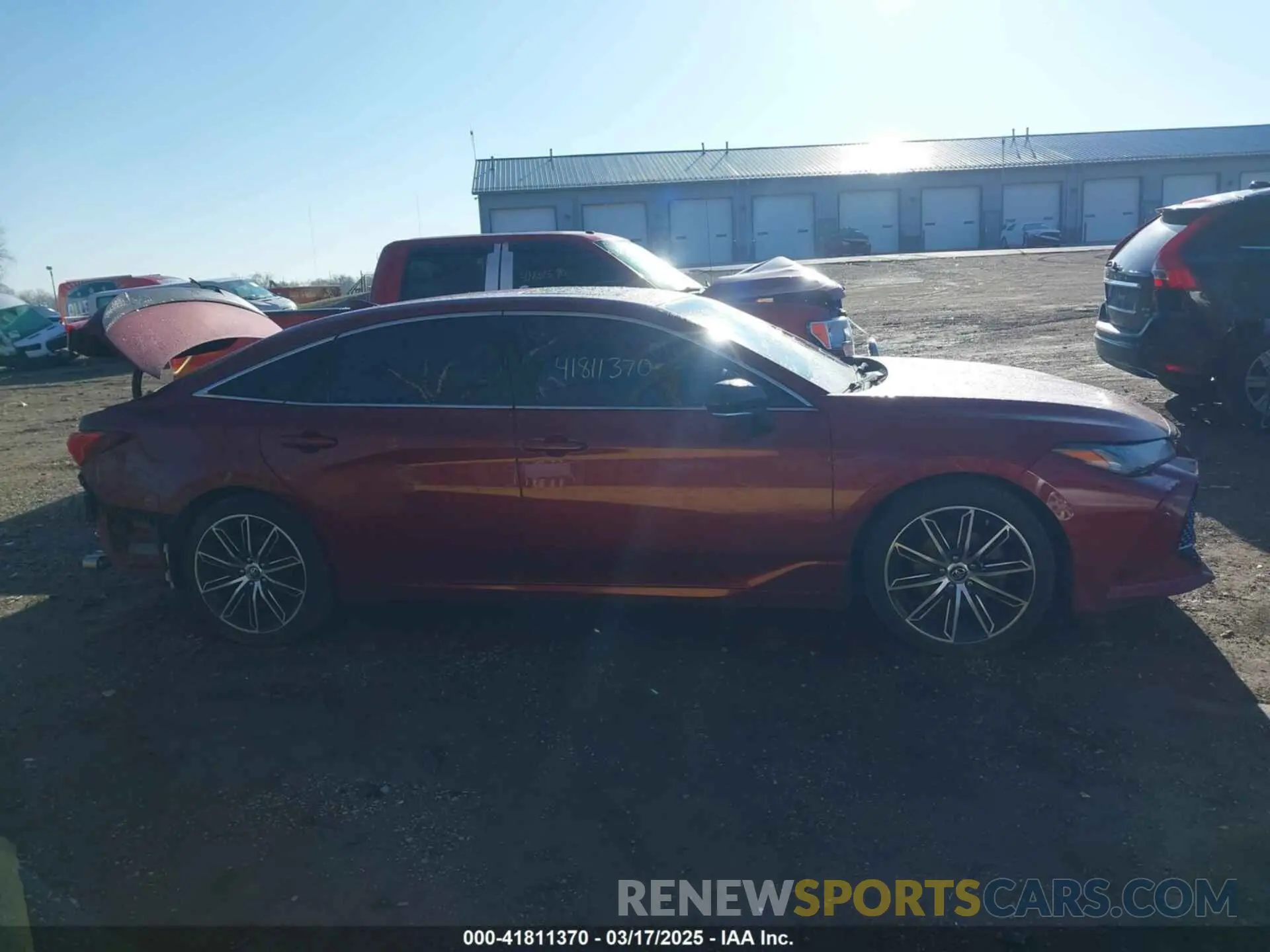 14 fotografías del automóvil dañado 4T1BZ1FB0KU009172 TOYOTA AVALON 2019