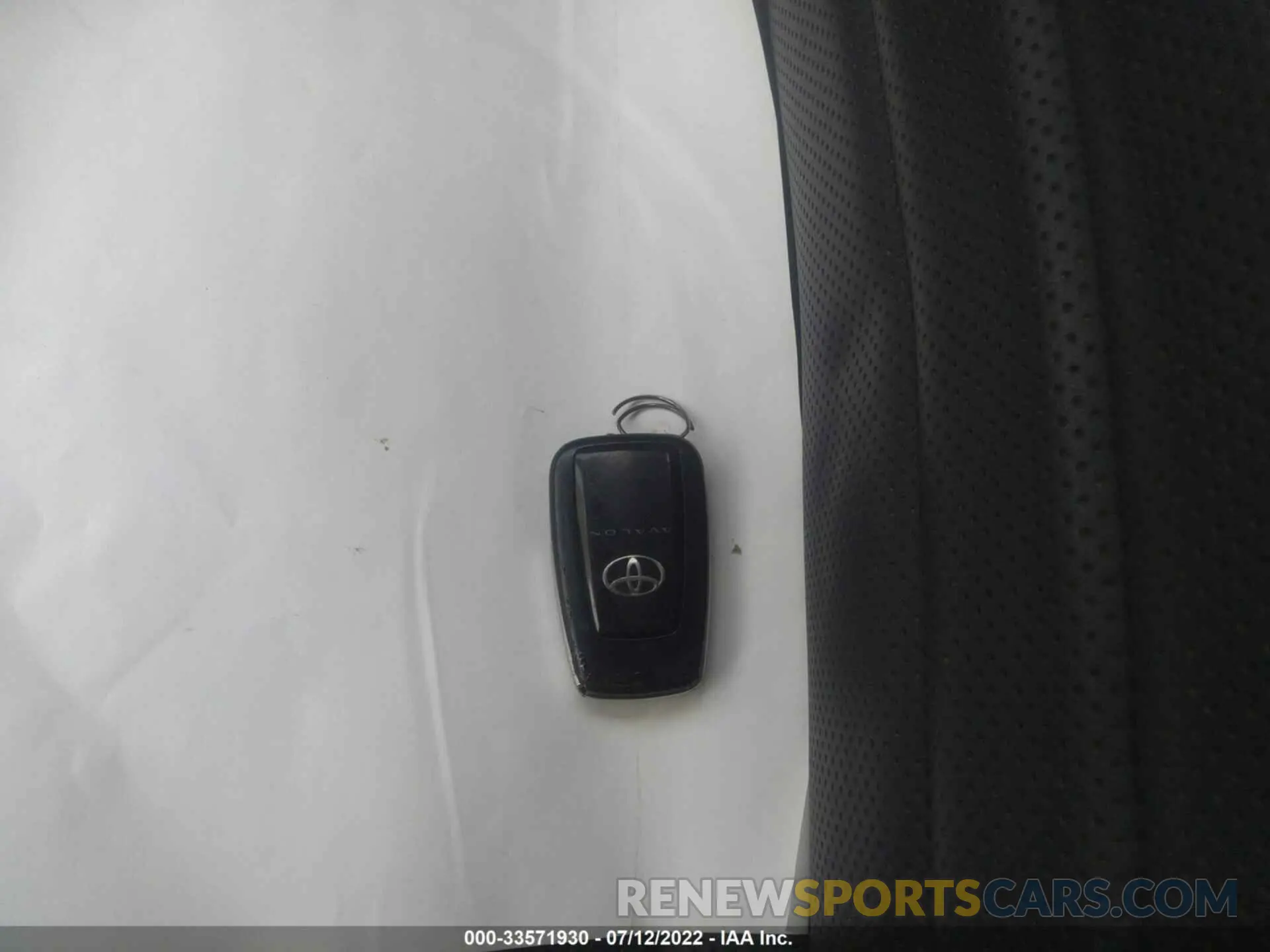 11 fotografías del automóvil dañado 4T1BZ1FB0KU019507 TOYOTA AVALON 2019