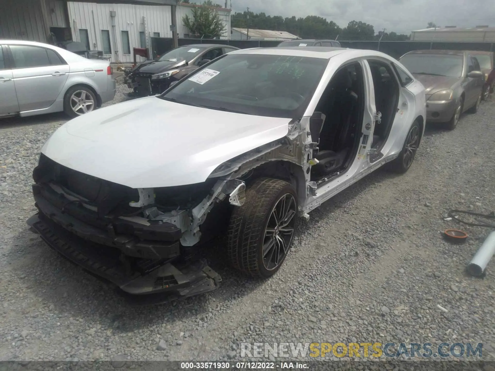 2 fotografías del automóvil dañado 4T1BZ1FB0KU019507 TOYOTA AVALON 2019