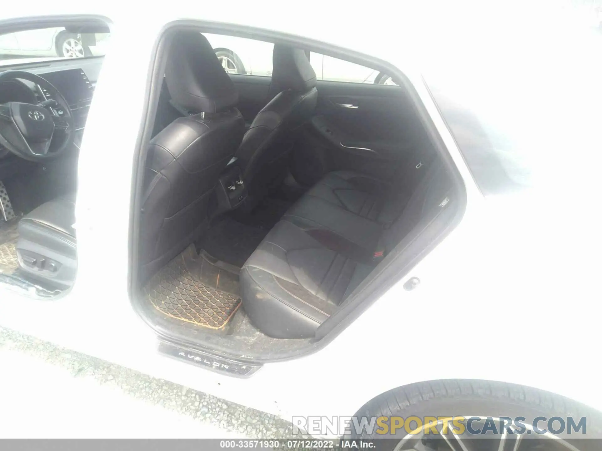 8 fotografías del automóvil dañado 4T1BZ1FB0KU019507 TOYOTA AVALON 2019