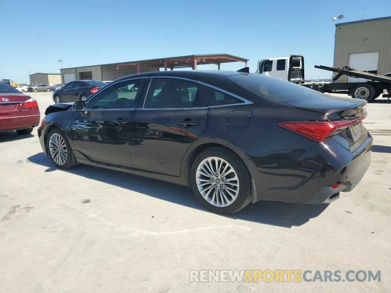 2 fotografías del automóvil dañado 4T1BZ1FB0KU025176 TOYOTA AVALON 2019