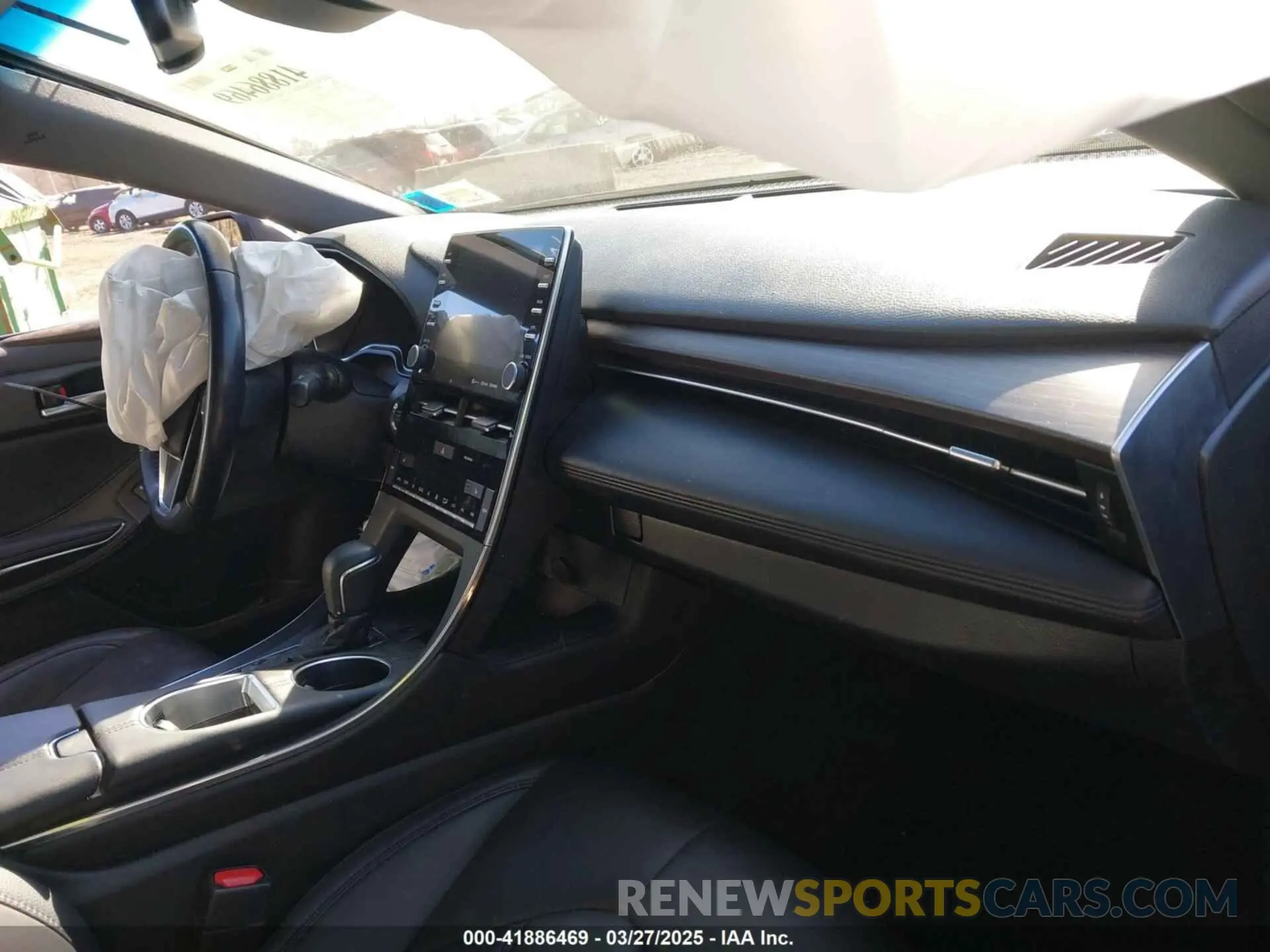 5 fotografías del automóvil dañado 4T1BZ1FB0KU036856 TOYOTA AVALON 2019