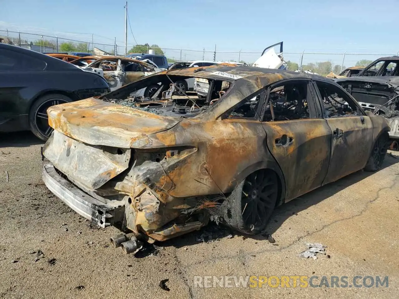 3 fotografías del automóvil dañado 4T1BZ1FB1KU019726 TOYOTA AVALON 2019