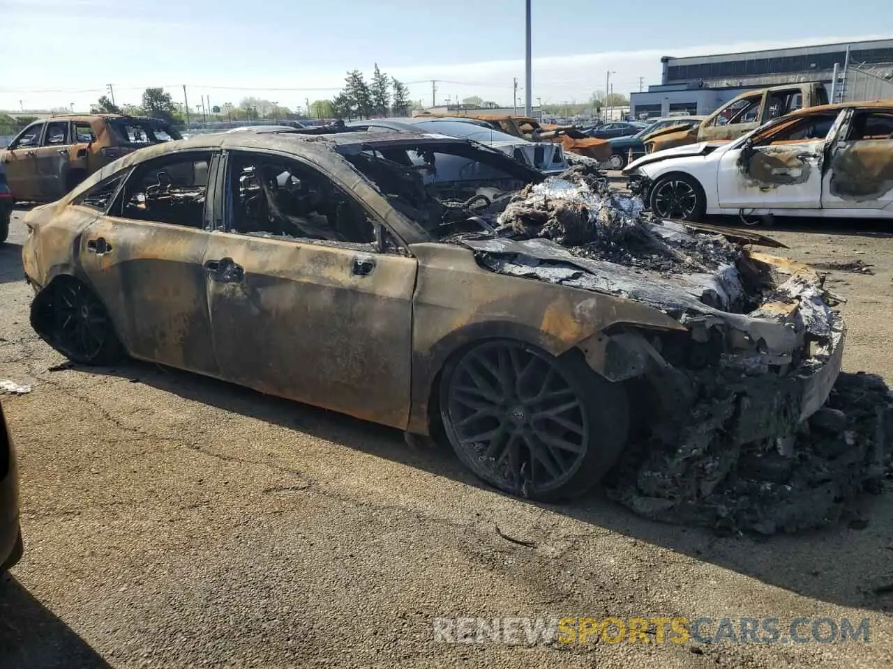 4 fotografías del automóvil dañado 4T1BZ1FB1KU019726 TOYOTA AVALON 2019