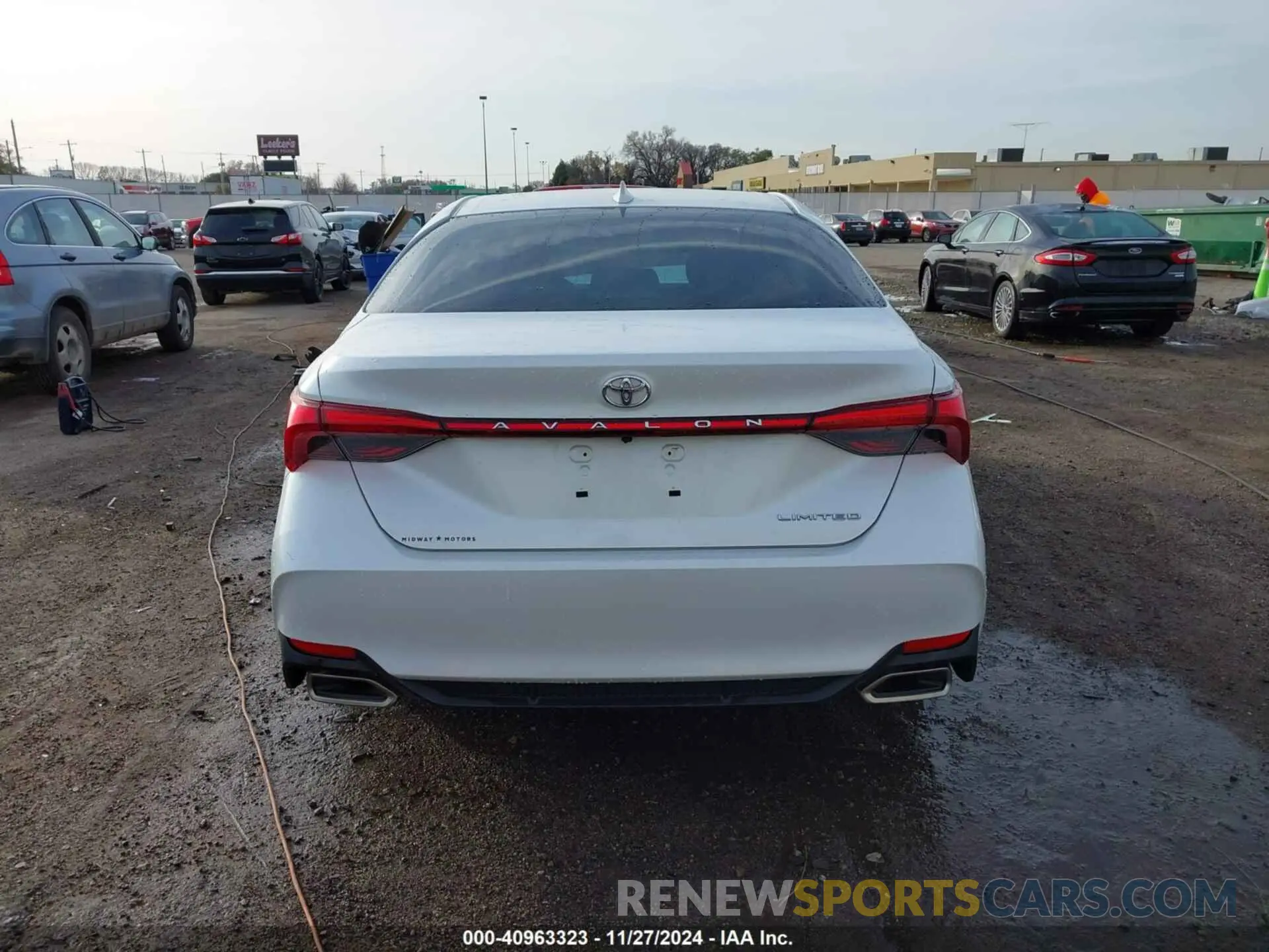 16 fotografías del automóvil dañado 4T1BZ1FB1KU020956 TOYOTA AVALON 2019