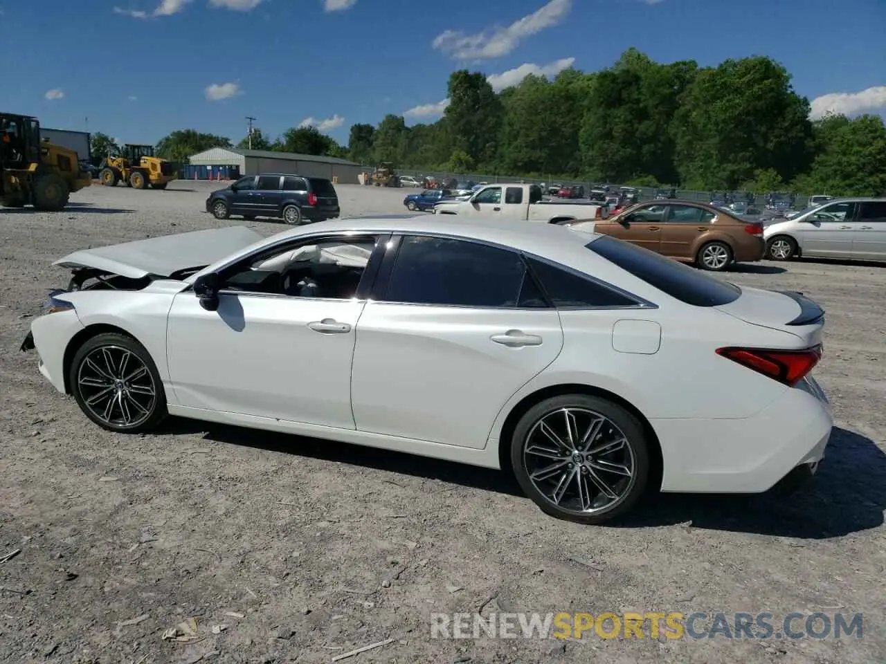 2 fotografías del automóvil dañado 4T1BZ1FB1KU028085 TOYOTA AVALON 2019