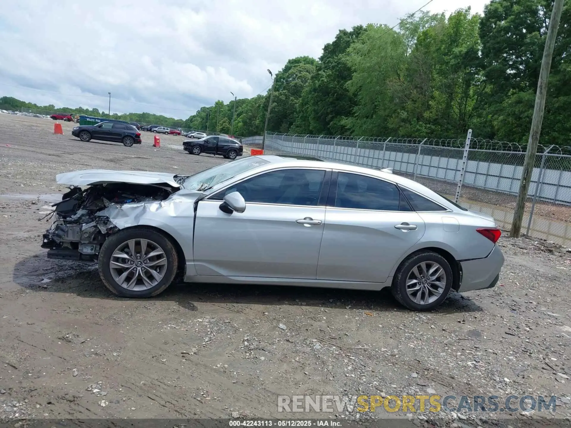 15 fotografías del automóvil dañado 4T1BZ1FB2KU008167 TOYOTA AVALON 2019
