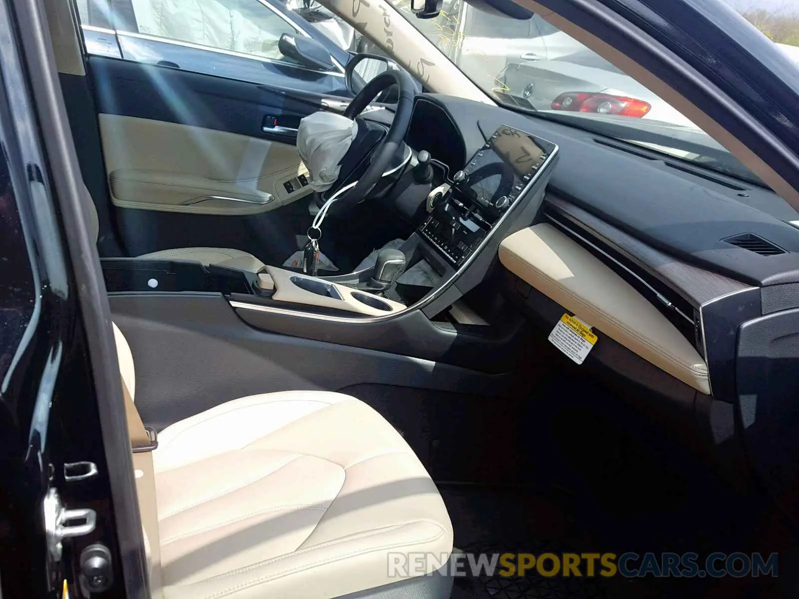 5 fotografías del automóvil dañado 4T1BZ1FB2KU026829 TOYOTA AVALON 2019
