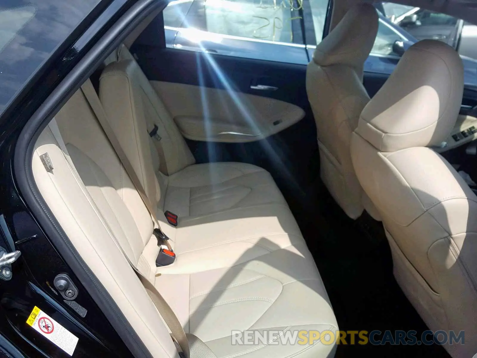 6 fotografías del automóvil dañado 4T1BZ1FB2KU026829 TOYOTA AVALON 2019