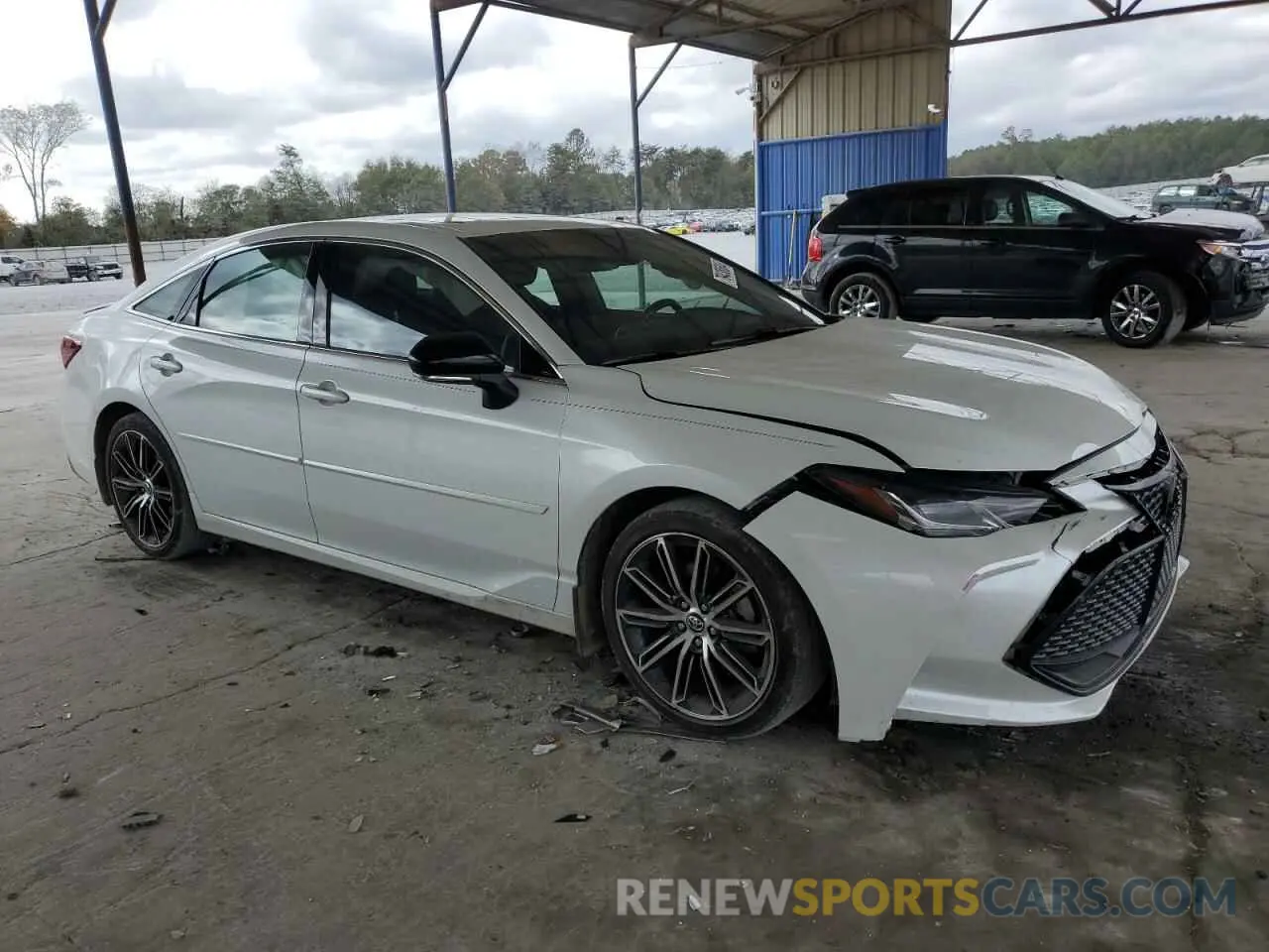 4 fotografías del automóvil dañado 4T1BZ1FB4KU023480 TOYOTA AVALON 2019