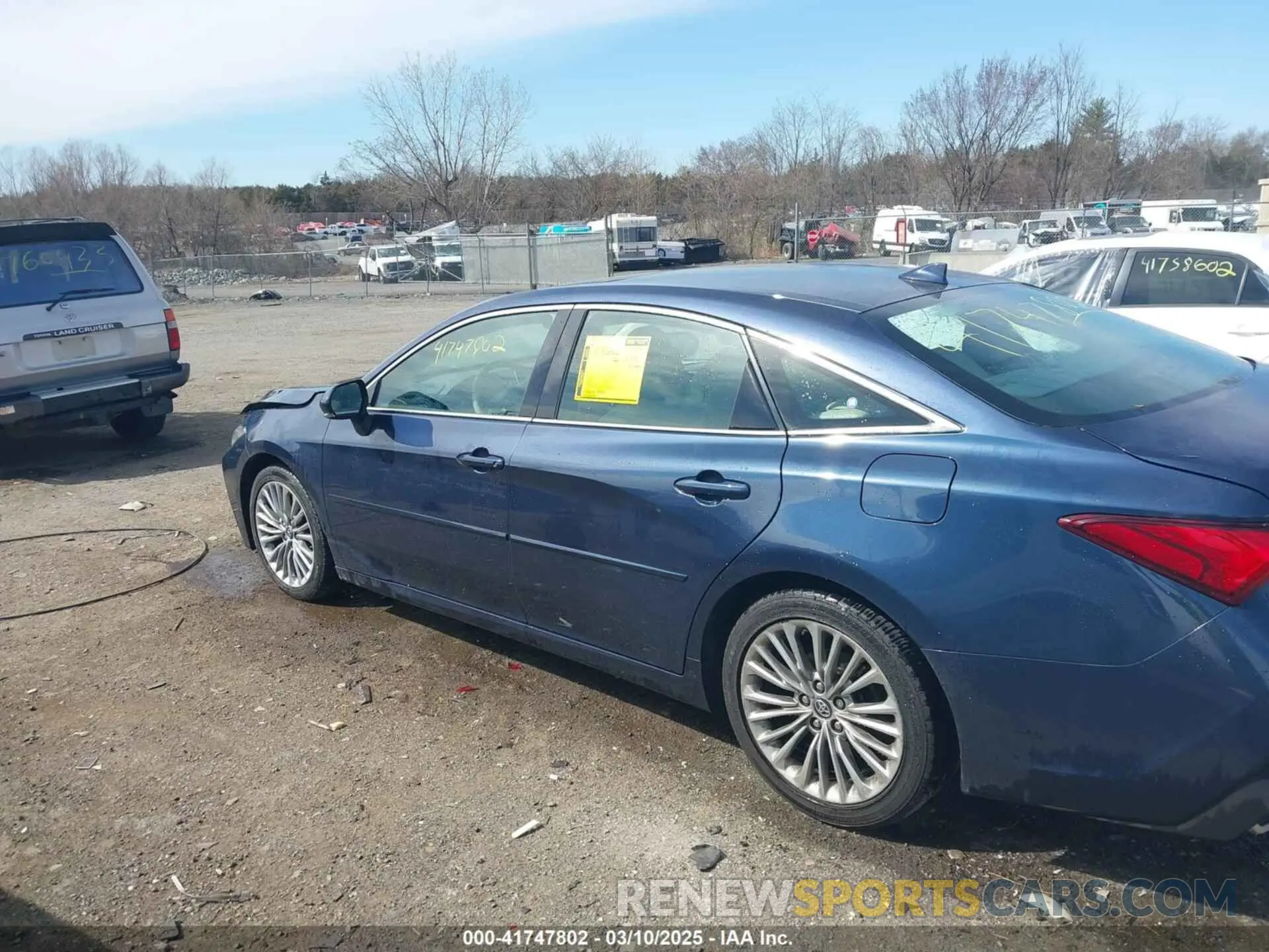 15 fotografías del automóvil dañado 4T1BZ1FB4KU034320 TOYOTA AVALON 2019
