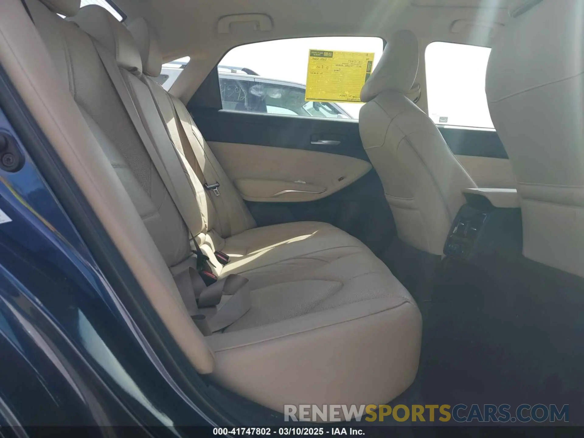 8 fotografías del automóvil dañado 4T1BZ1FB4KU034320 TOYOTA AVALON 2019