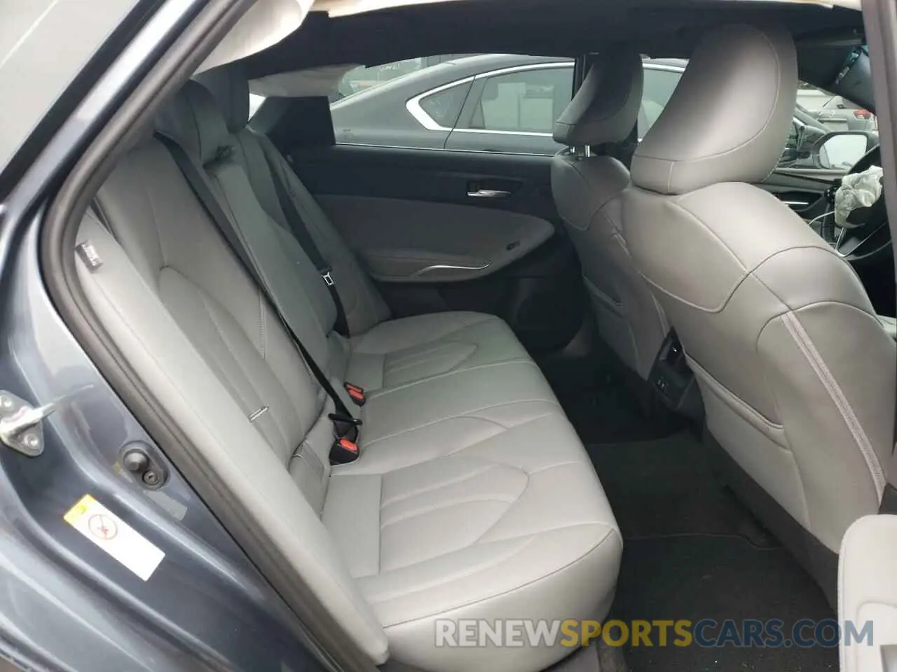10 fotografías del automóvil dañado 4T1BZ1FB5KU006056 TOYOTA AVALON 2019