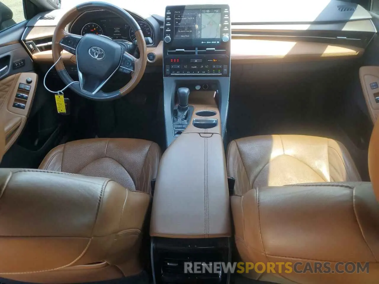 8 fotografías del automóvil dañado 4T1BZ1FB5KU032561 TOYOTA AVALON 2019