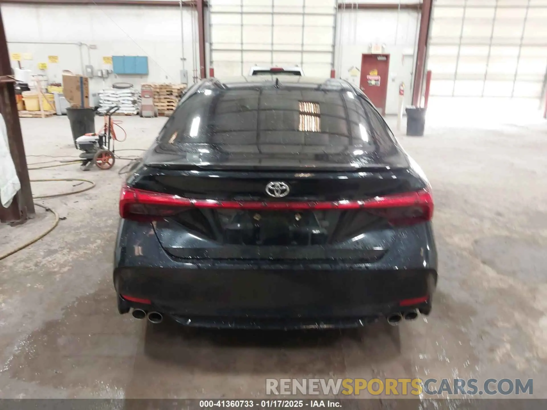 15 fotografías del automóvil dañado 4T1BZ1FB6KU014330 TOYOTA AVALON 2019