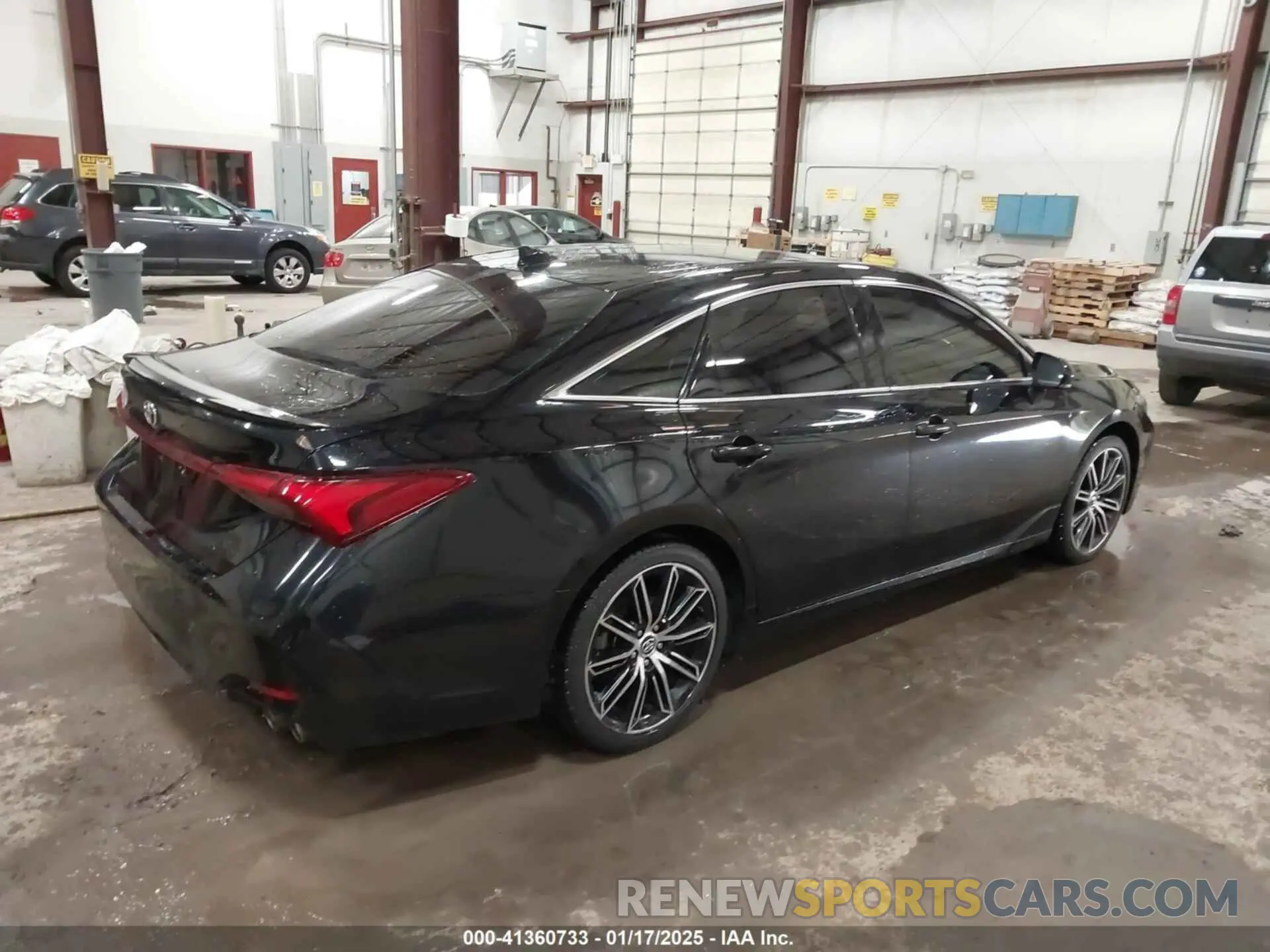 4 fotografías del automóvil dañado 4T1BZ1FB6KU014330 TOYOTA AVALON 2019